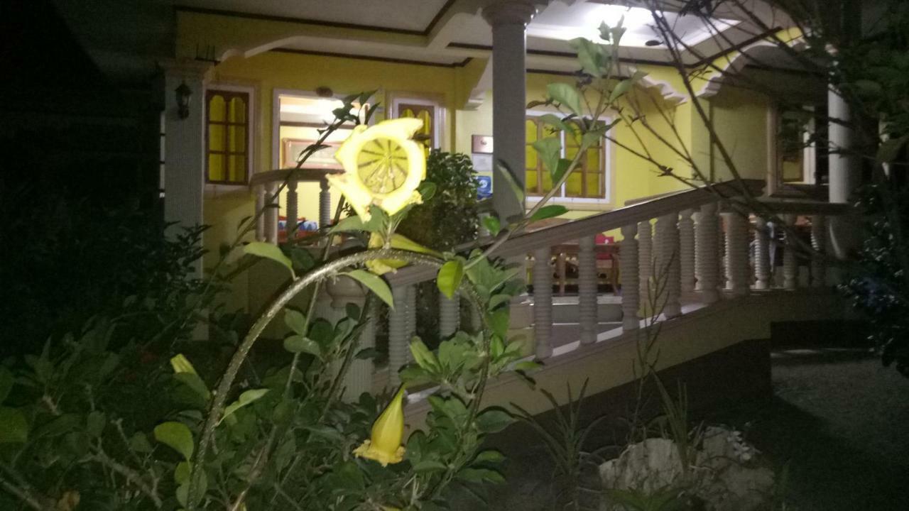 Xylla Guesthouse Siquijor Exterior photo